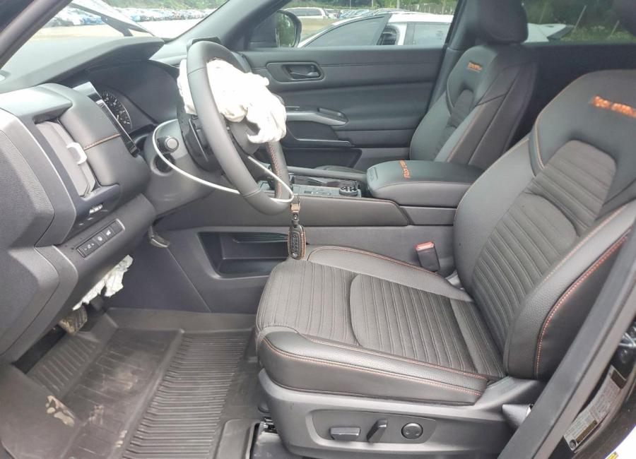 Salvage 2025 Nissan Pathfinder Rock Creek in Black