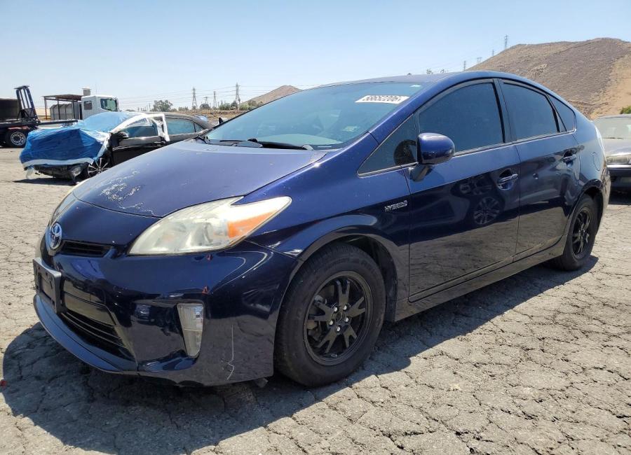 Salvage 2014 Toyota Prius Two in Blue