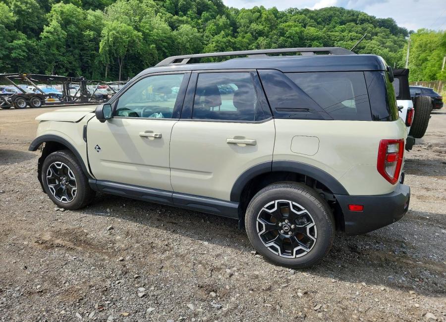Salvage 2025 Ford Bronco Sport Outer Banks in Brown