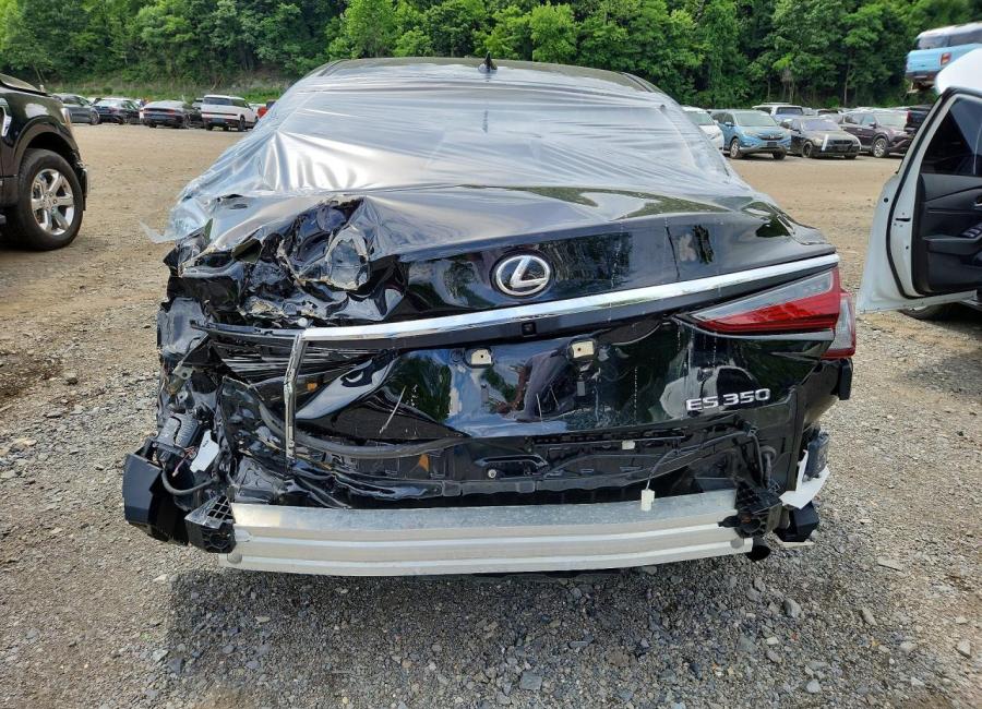 Salvage 2024 Lexus Es 350  in Black