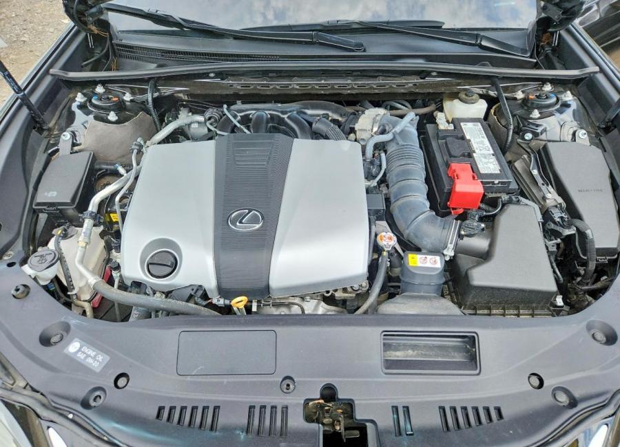 Salvage 2024 Lexus Es 350  in Black