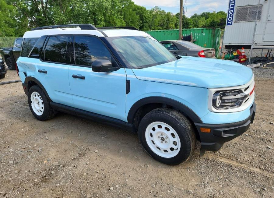 Salvage 2024 Ford Bronco Sport Heritage in Blue