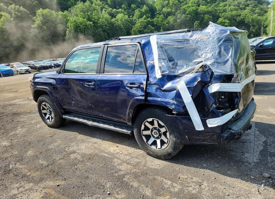 Salvage 2019 Toyota 4runner Trd Off-road in Blue