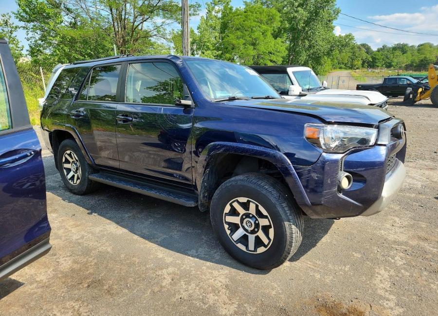 Salvage 2019 Toyota 4runner Trd Off-road in Blue