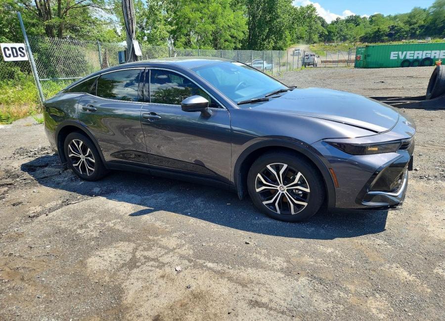 Salvage 2023 Toyota Crown  in Gray