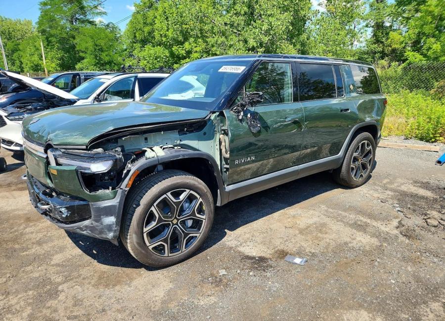 Salvage 2026 Rivian R1s Adventure in Green
