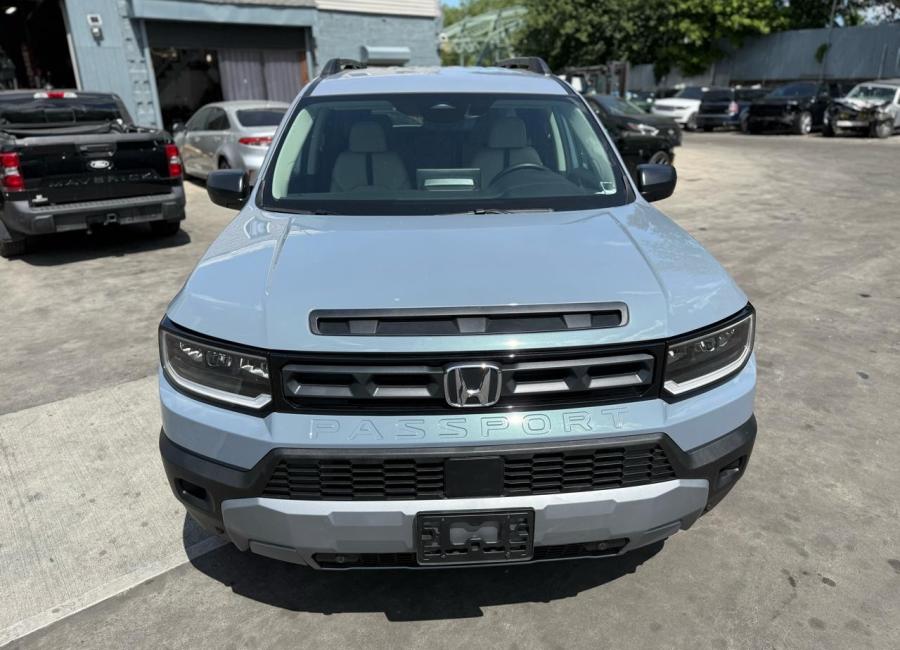 Salvage 2026 Honda Passport Elite in Blue