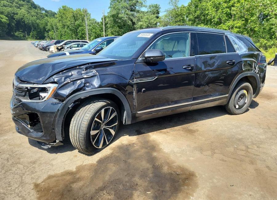 Salvage 2024 Volkswagen Atlas Cross Sport Sel Premium R-line in Black