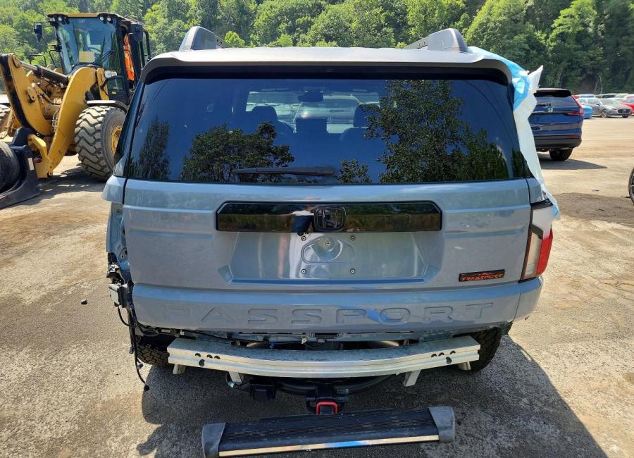 Salvage 2026 Honda Passport Trailsport Elite in Gray