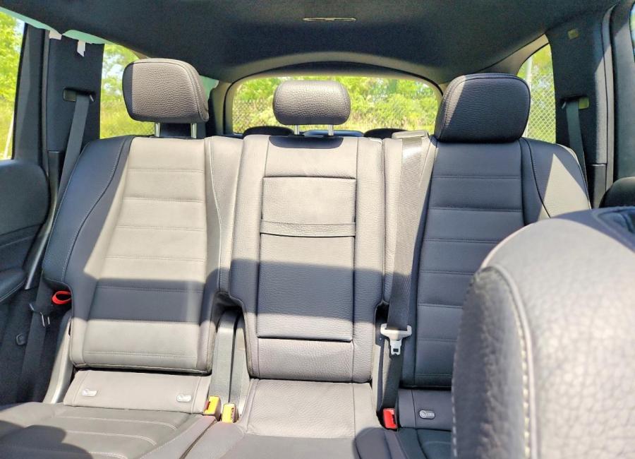 Salvage 2025 Mercedes Benz Gls 450 4matic in Gray