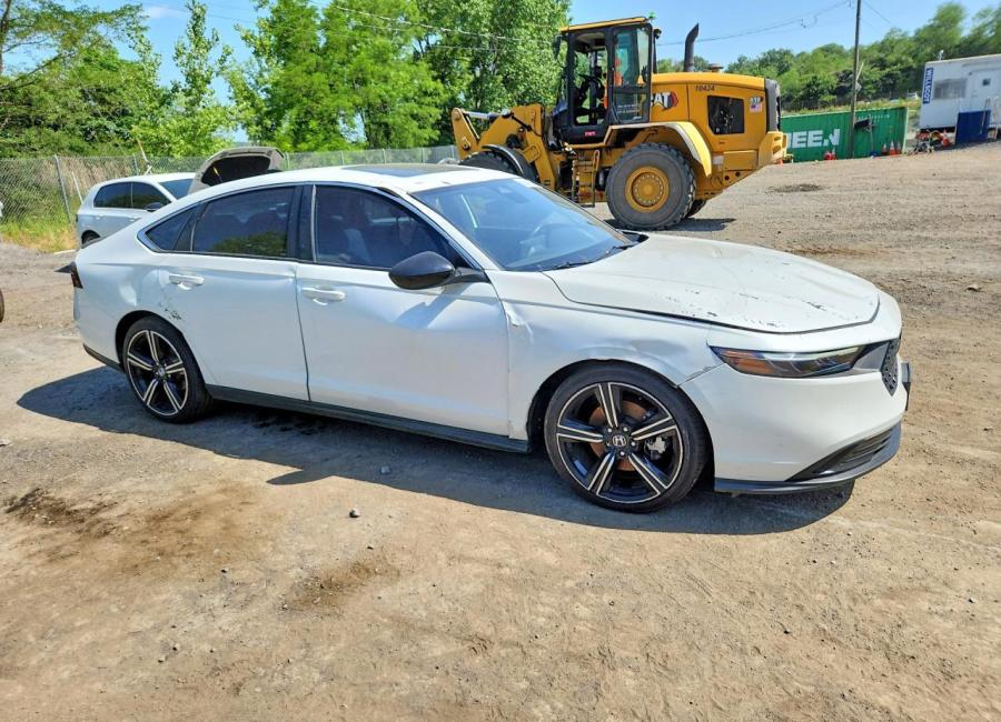 Salvage 2024 Honda Accord Hybrid Sport in White
