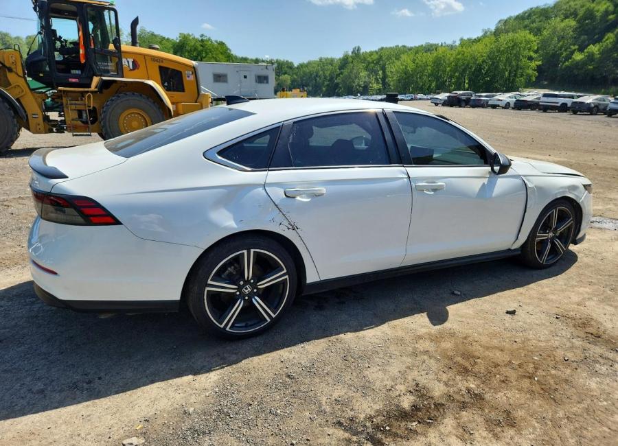 Salvage 2024 Honda Accord Hybrid Sport in White