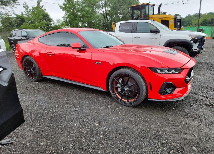Salvage 2024 Ford Mustang Gt in Red