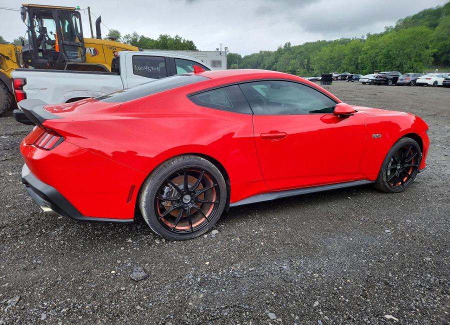 Salvage 2024 Ford Mustang Gt in Red