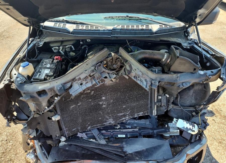 Salvage 2018 Ford F150 Xlt in Gray