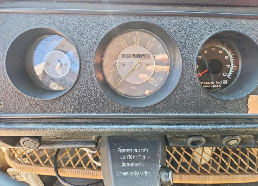 Salvage 1970 Volkswagen Transporter  in White