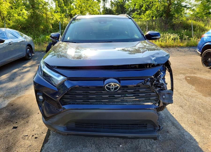 Salvage 2025 Toyota Rav4 Xle Premium in Blue
