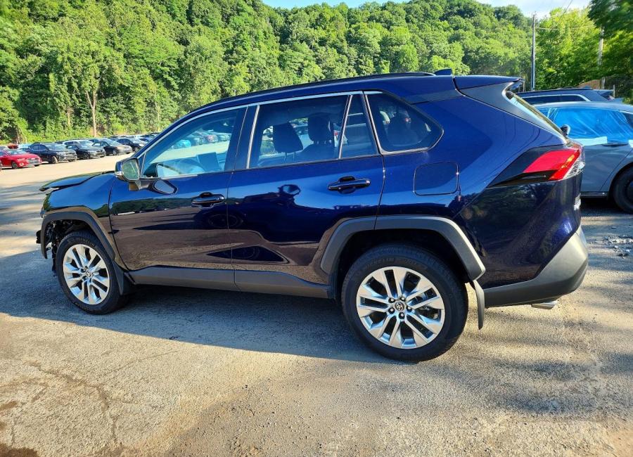 Salvage 2025 Toyota Rav4 Xle Premium in Blue