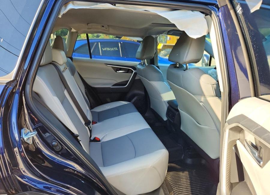 Salvage 2025 Toyota Rav4 Xle Premium in Blue