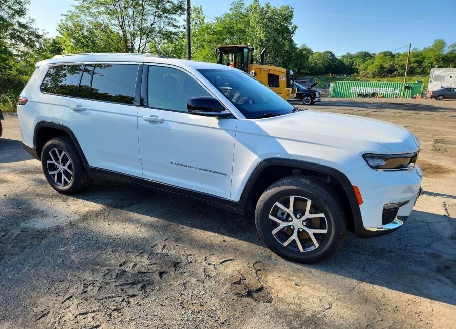 Salvage 2023 Jeep Grand Cherokee L Limited in White