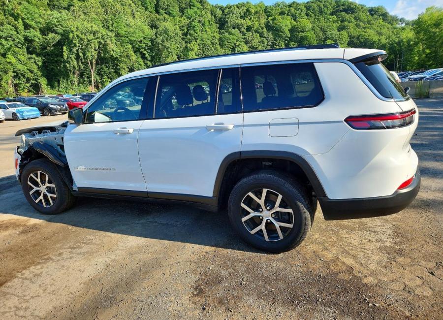 Salvage 2023 Jeep Grand Cherokee L Limited in White