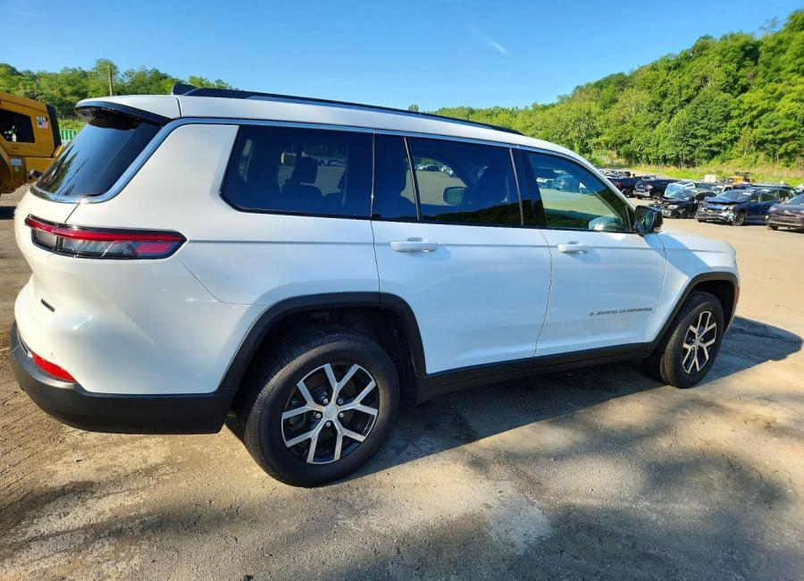 Salvage 2023 Jeep Grand Cherokee L Limited in White