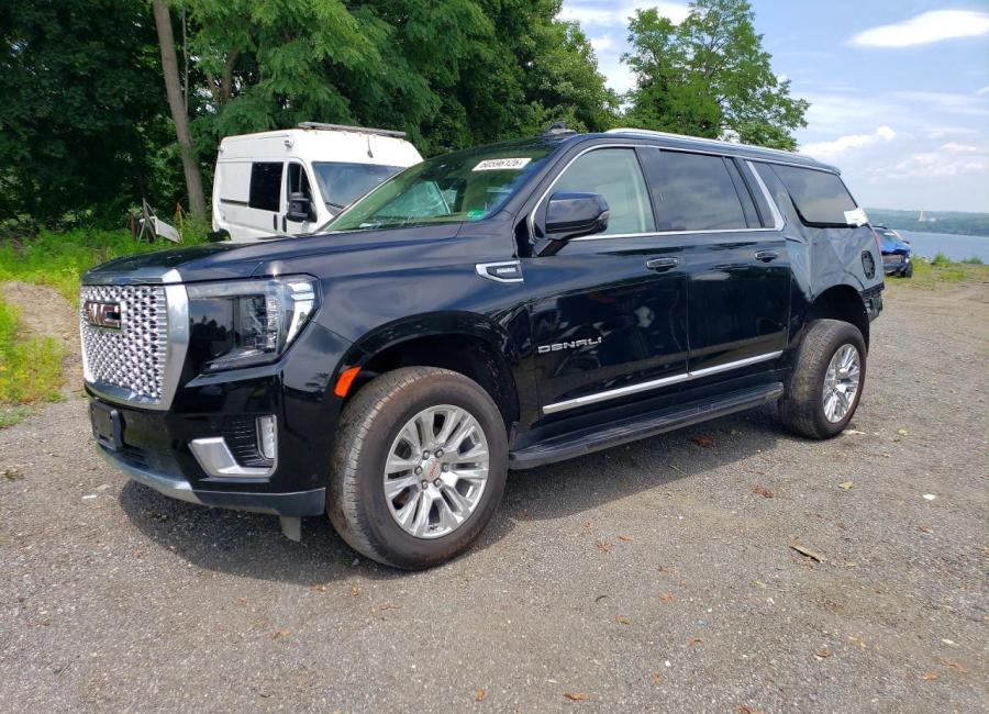 Salvage 2024 Gmc Yukon Xl Denali in Black