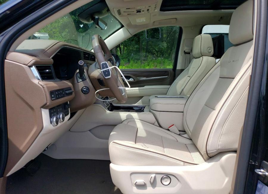Salvage 2024 Gmc Yukon Xl Denali in Black