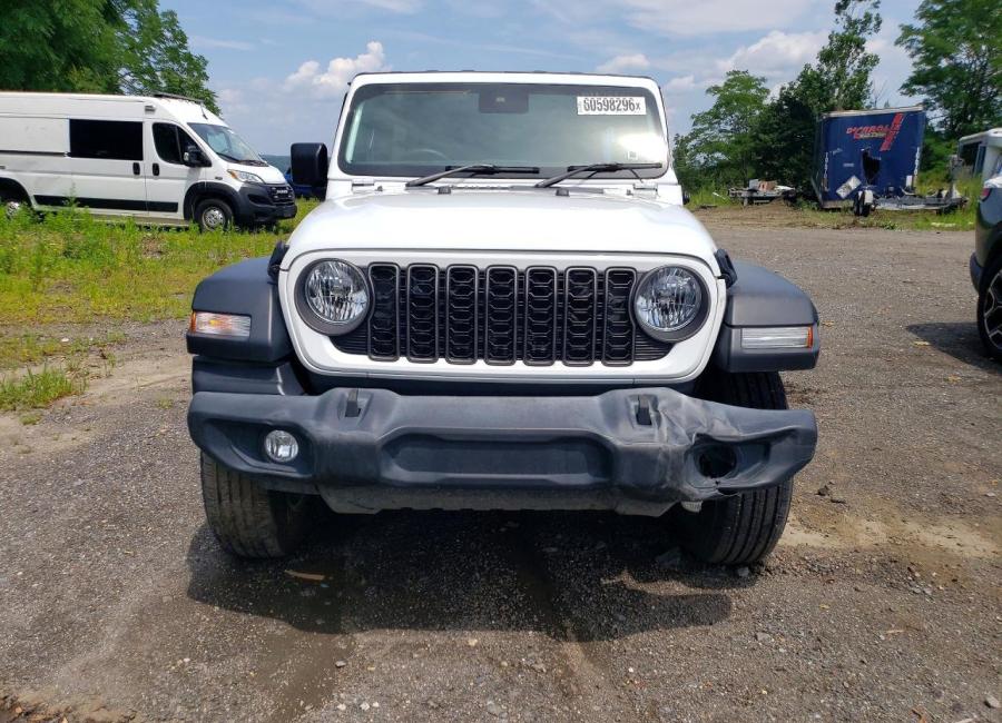 Salvage 2024 Jeep Wrangler  in White