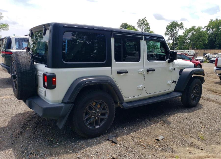 Salvage 2024 Jeep Wrangler  in White