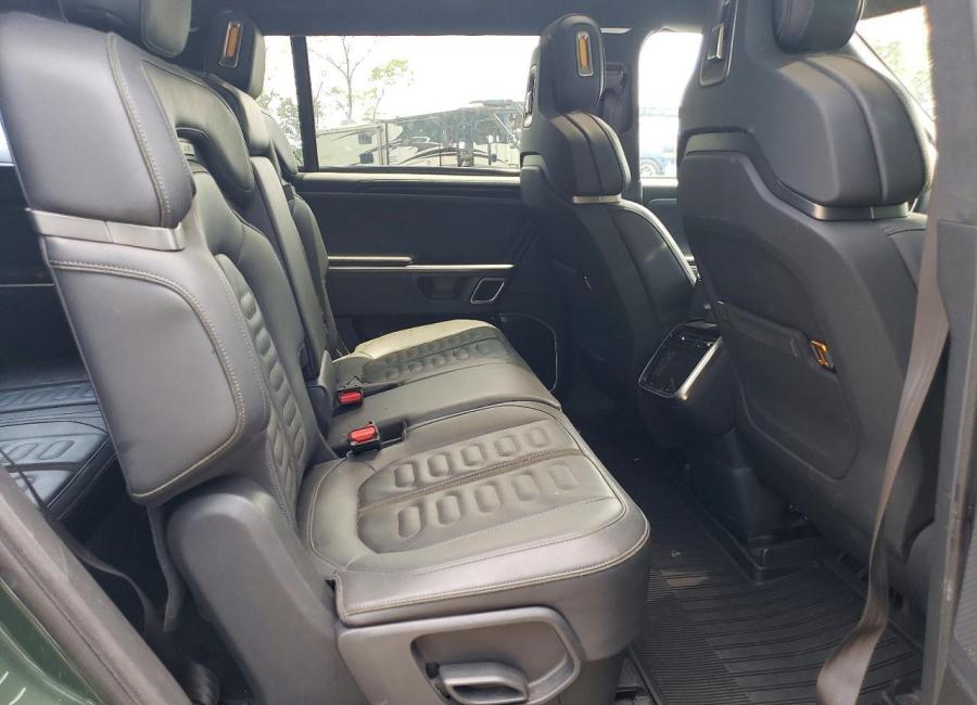 Salvage 2023 Rivian R1s Launch Edition in Green