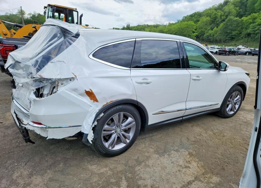Salvage 2024 Acura Mdx  in White