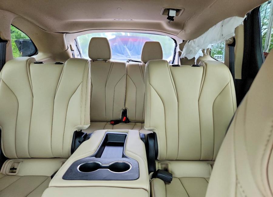 Salvage 2024 Acura Mdx  in White