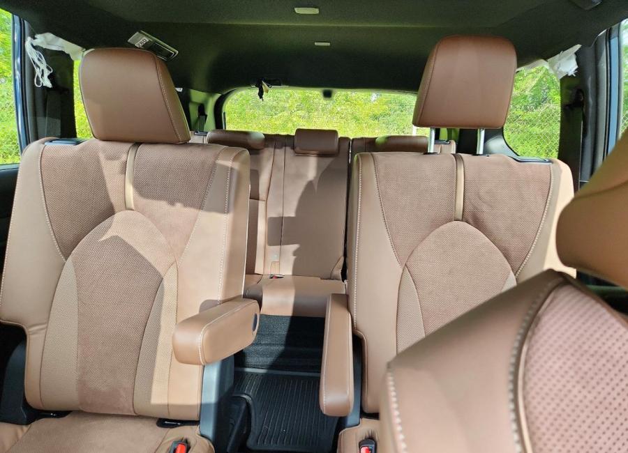 Salvage 2026 Toyota Grand Highlander Hybrid Max Platinum in Blue