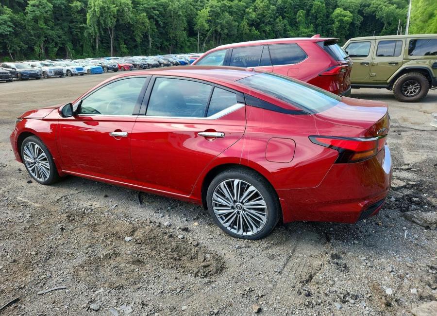 Salvage 2024 Nissan Altima Sl in Burgundy