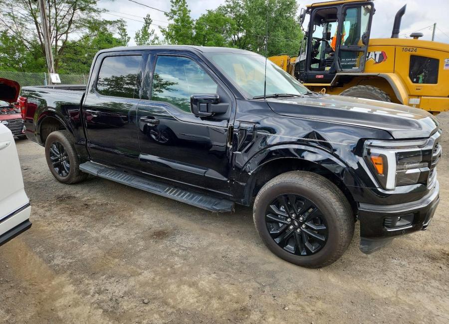 Salvage 2025 Ford F150 Lariat in Black