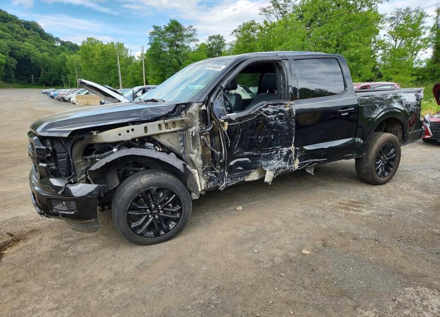 Salvage 2025 Ford F150 Lariat in Black