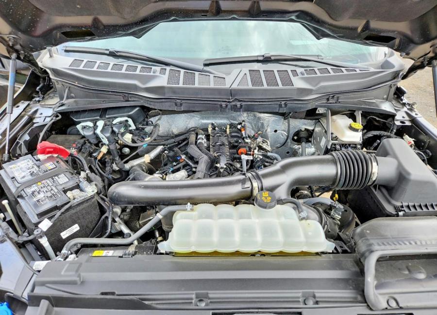 Salvage 2025 Ford F150 Lariat in Black