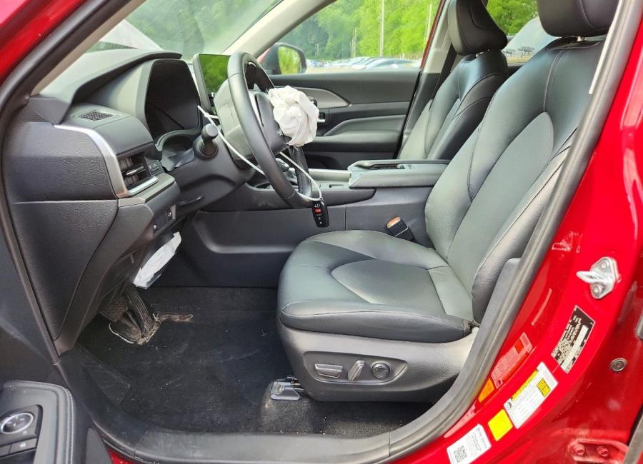 Salvage 2024 Toyota Grand Highlander Xle in Burgundy