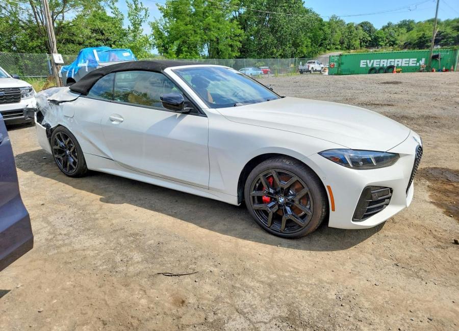 Salvage 2027 Bmw 430i  in White