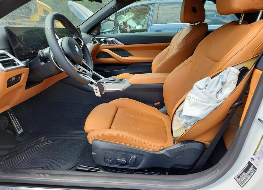 Salvage 2027 Bmw 430i  in White