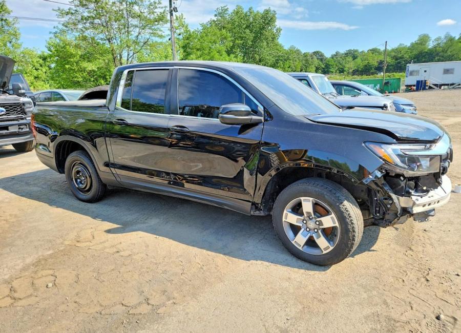 Salvage 2024 Honda Ridgeline  in 