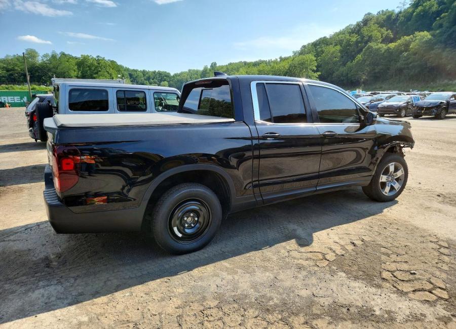 Salvage 2024 Honda Ridgeline  in 