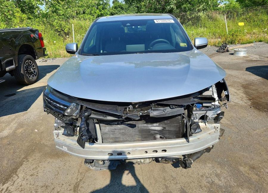Salvage 2025 Acura Rdx  in Silver