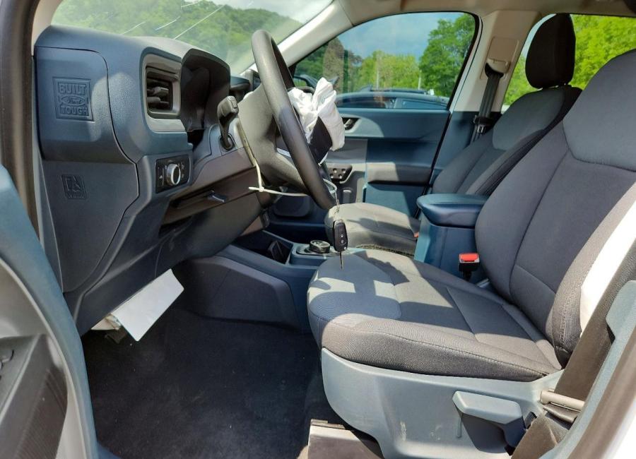 Salvage 2024 Ford Maverick Xl in Silver