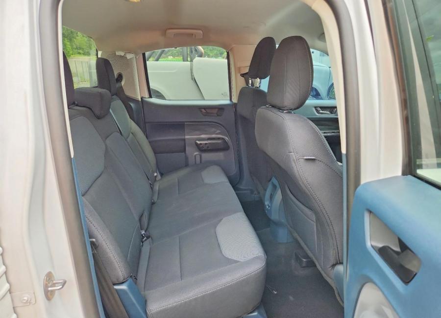 Salvage 2024 Ford Maverick Xl in Silver