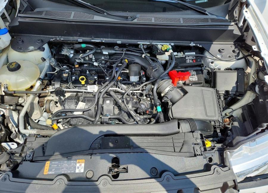 Salvage 2024 Ford Maverick Xl in Silver