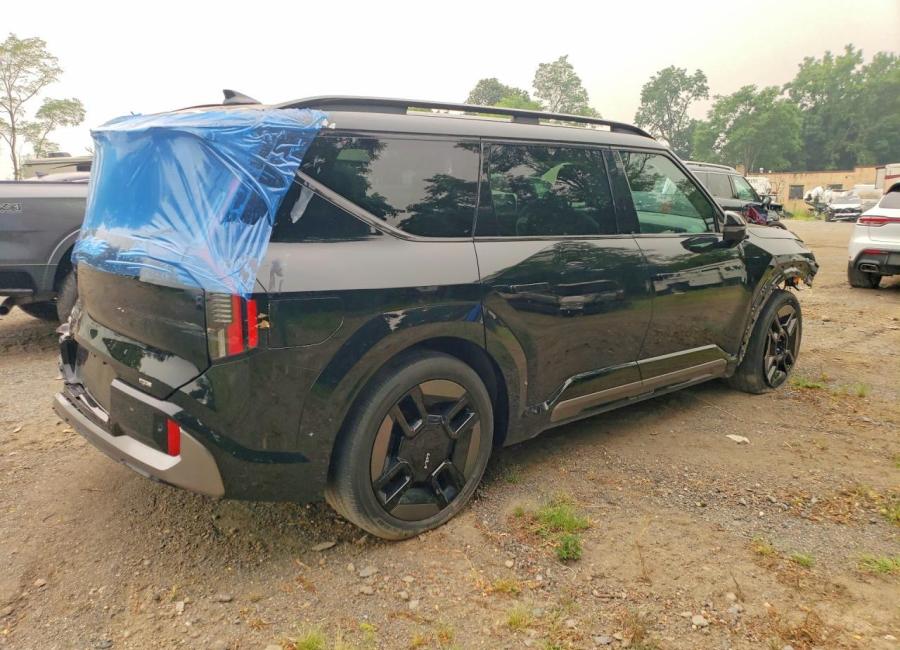 Salvage 2024 Kia Ev9 Gt Line in Black