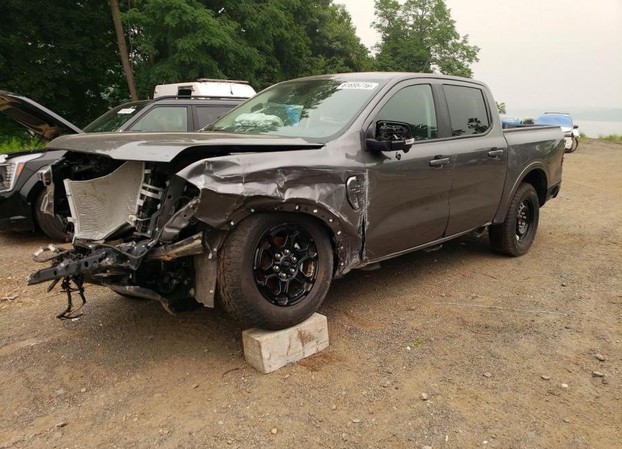 Salvage 2025 Ford Ranger Lariat in Gray
