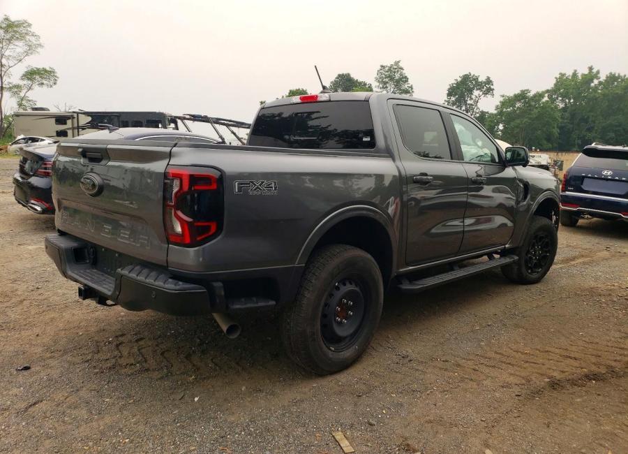 Salvage 2025 Ford Ranger Lariat in Gray